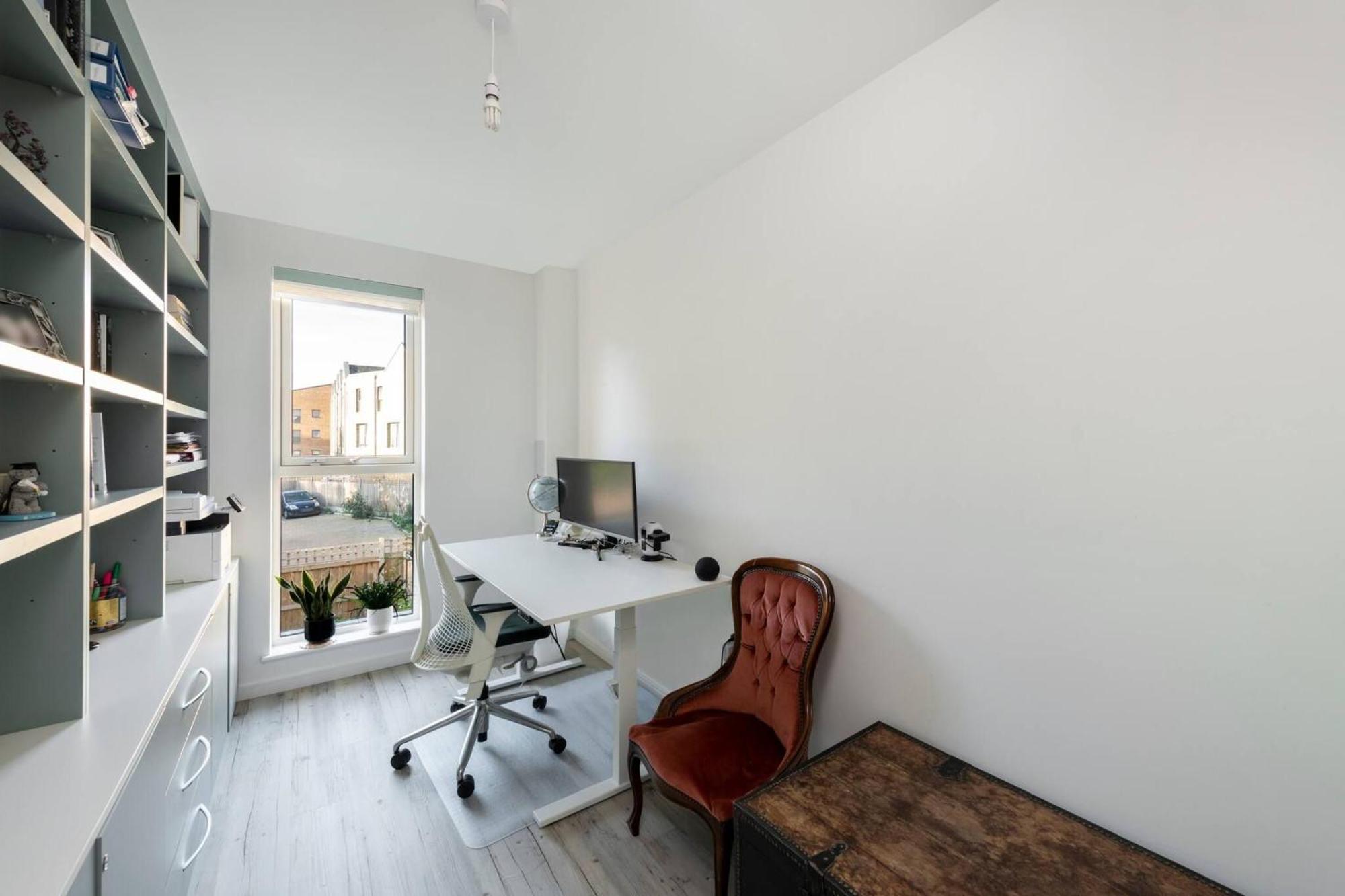 Appartamento Stylish 3-bed Townhouse With 3 Baths In Southgate Londra